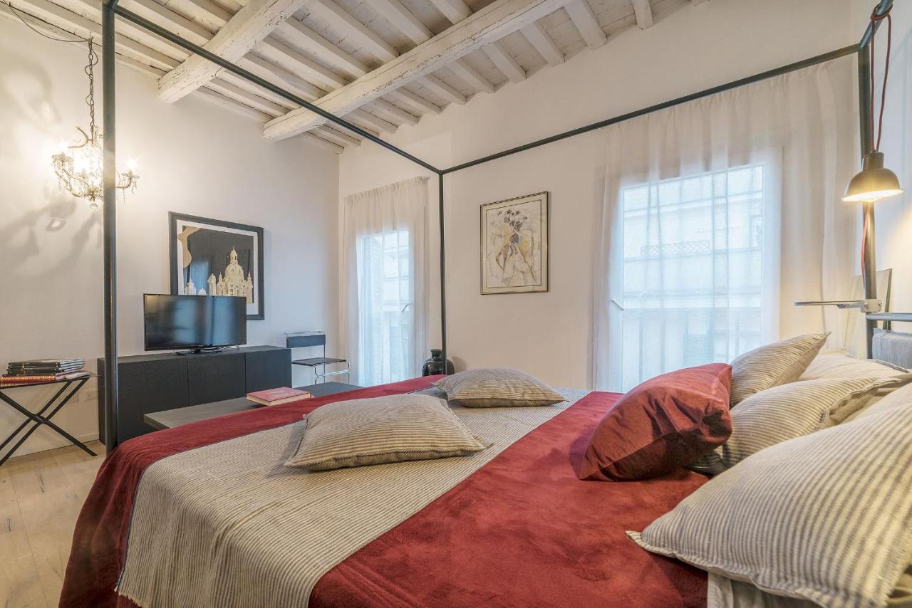 Colosseum Exclusive Duplex ローマ エクステリア 写真